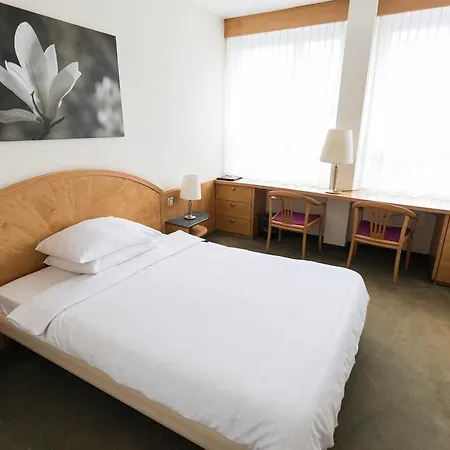 Hotel Astor & Serviced 3*