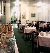 Otel Astor & Serviced 3*