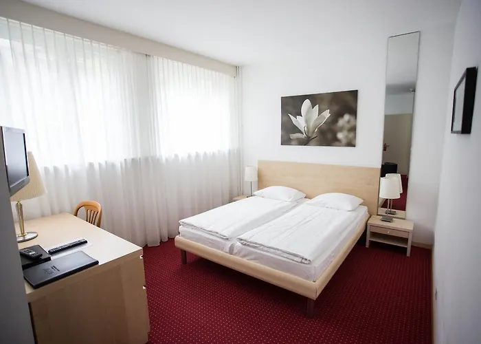 Otel Astor & Serviced 3*