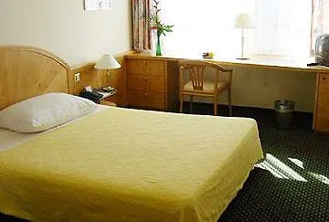 Astor & Serviced Ξενοδοχείο 3*
