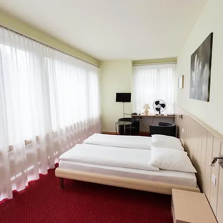 Astor & Serviced 3*