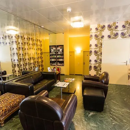 Astor & Serviced Hotel 3*